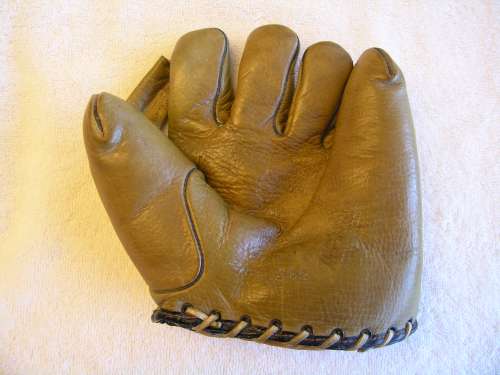 Gordon Slade Banner F52V Front Doug